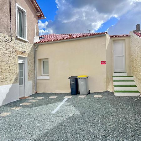 La Feuilleraie N1-Standingappart-Wifi-Proche Ville Fontenay-le-Comte Exterior photo